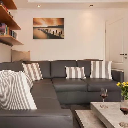 Haus Mowe Leuchtturmchen * Hörnum