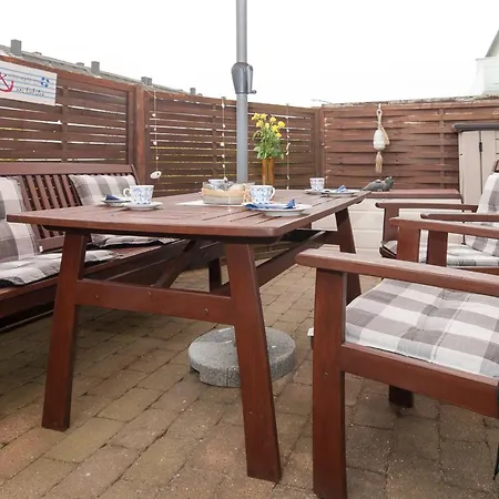 Apartamento Haus Mowe Leuchtturmchen Hörnum